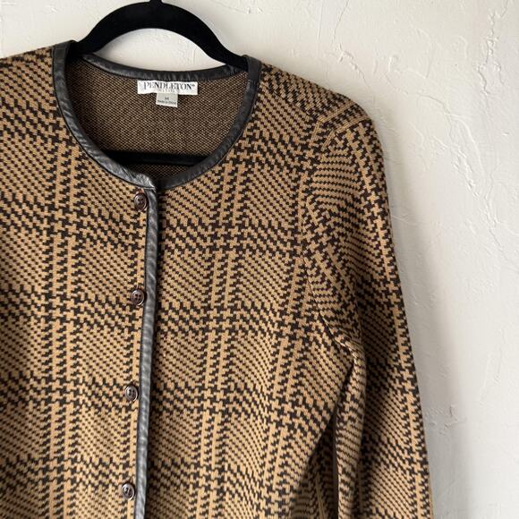 Pendleton Sweater Medium Brown Black Plaid Wool Leather Trim Petite Equestrian - Picture 2 of 8